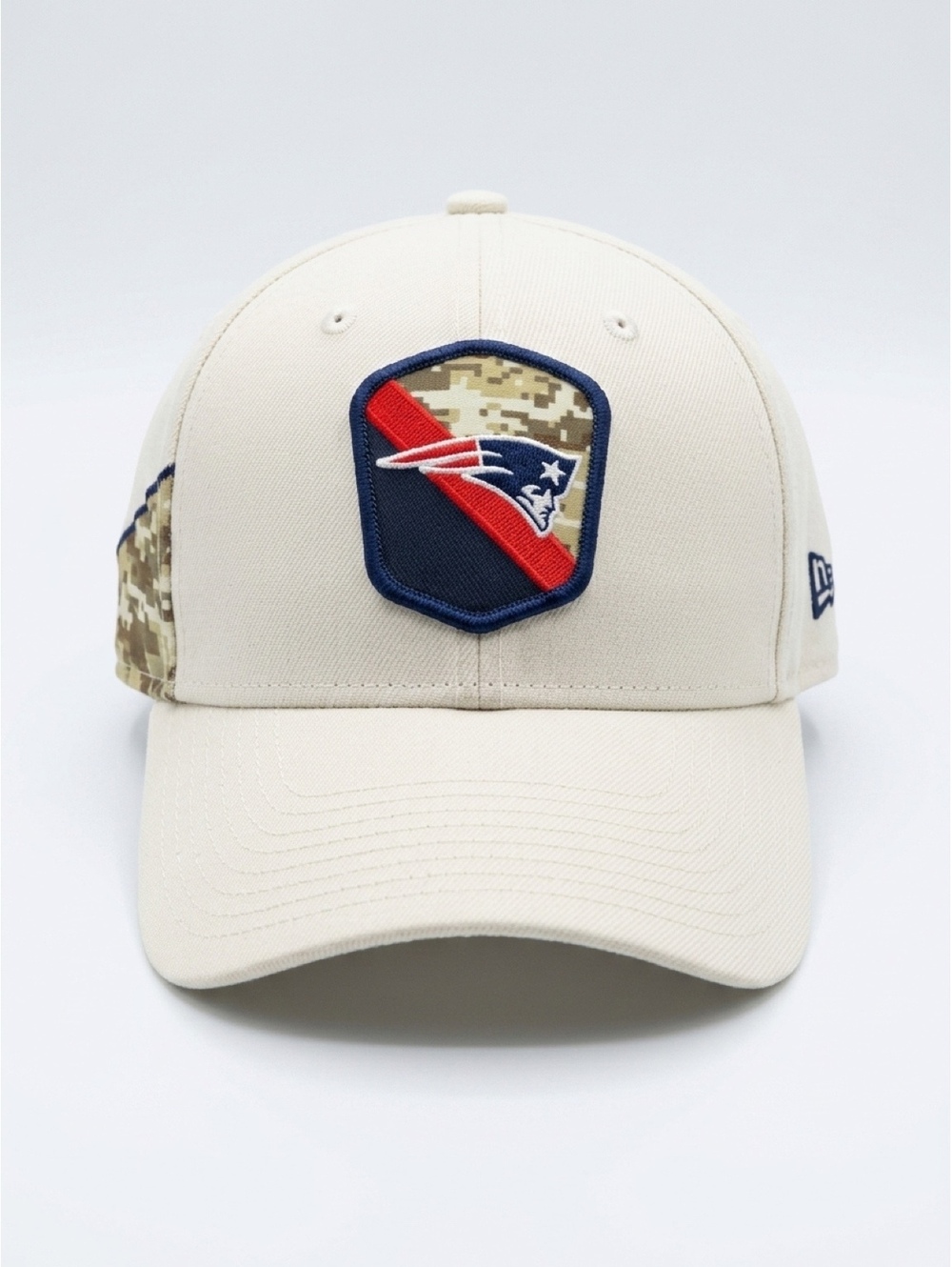 New England Patriots NFL Fitted Cap - Large/XLarge Salute to Service Khaki